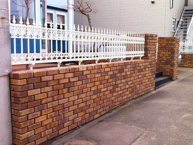 北見で施工したレンガの塀